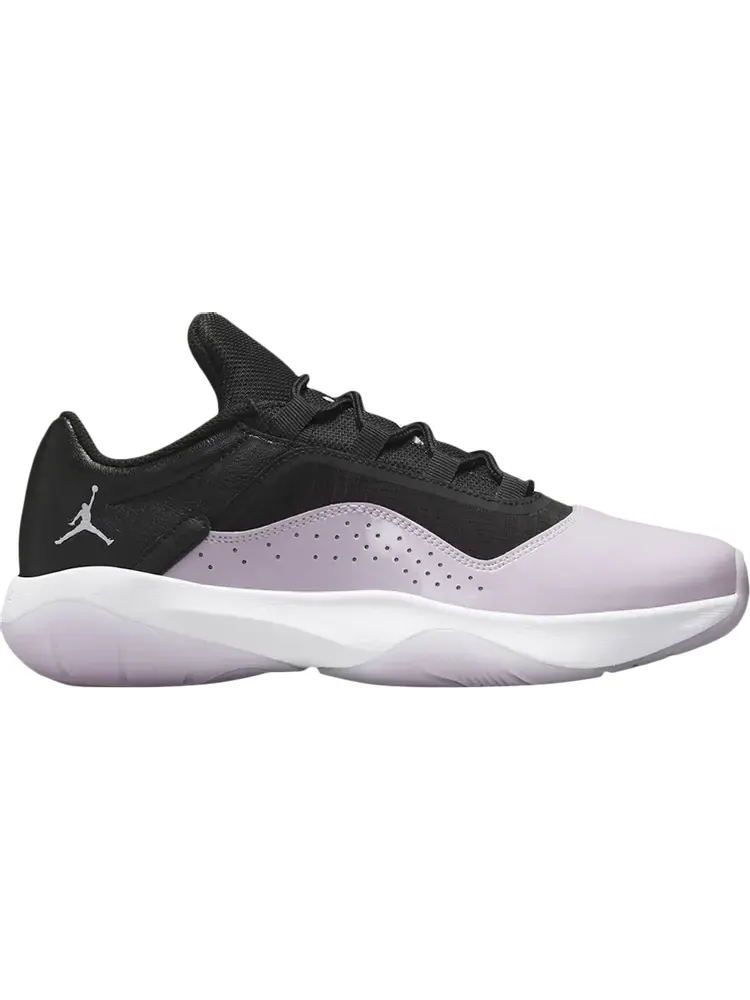 Кроссовки Wmns Air Jordan 11 CMFT Low Black Iced Lilac — изображение 1 из 1, черный