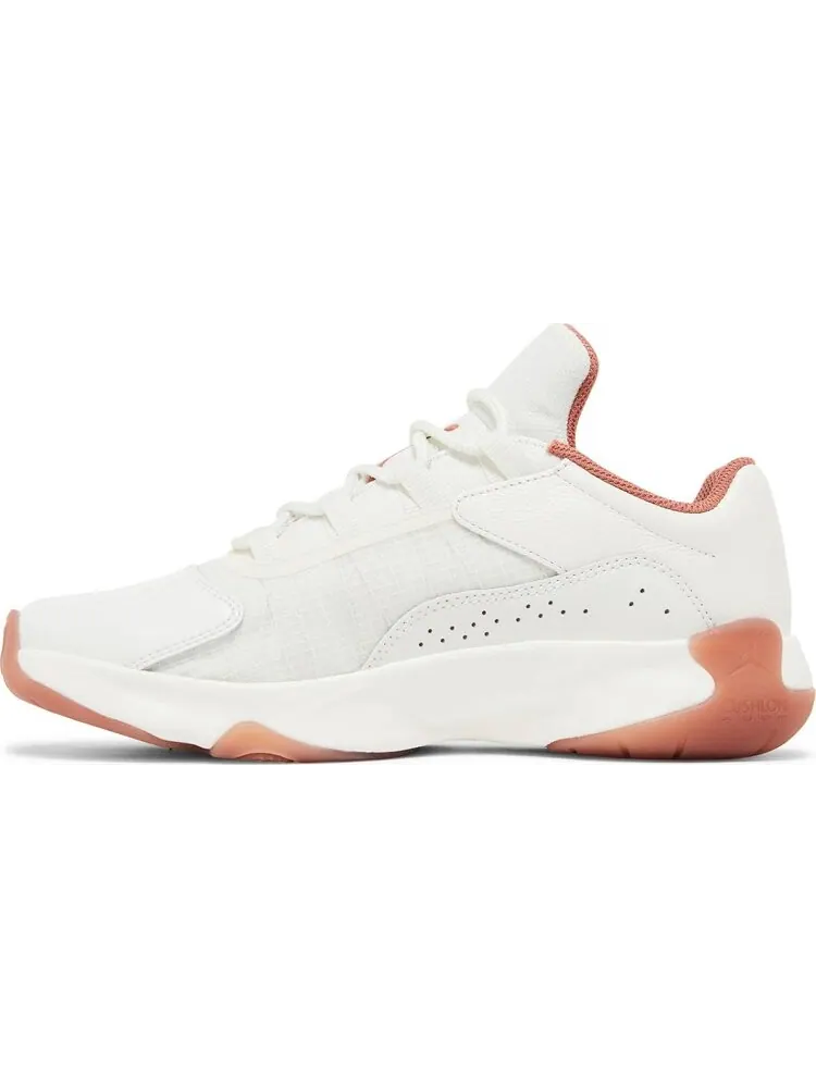 Кроссовки Wmns Air Jordan 11 CMFT Low 'Sail Sky J Orange' — изображение 3 из 4, бежевый