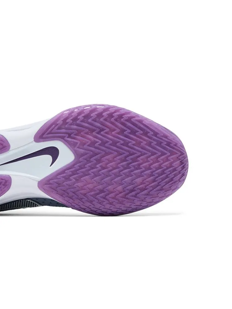 Кроссовки Nike Air Zoom GT Cut 3 'Be True To Her School' — изображение 6 из 9