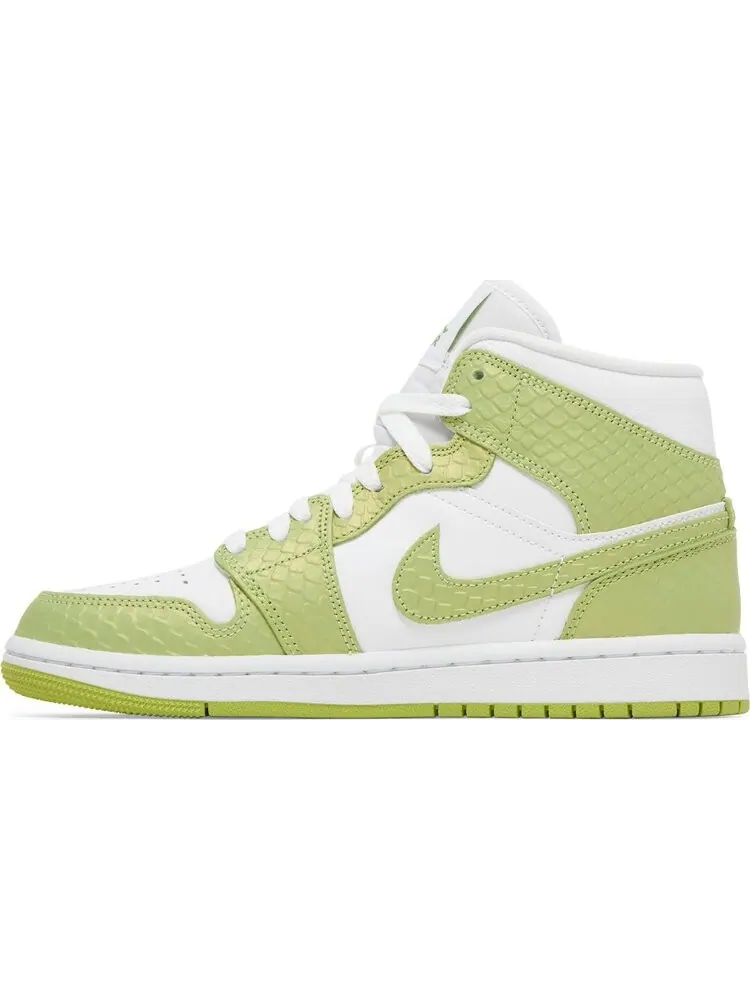 Кроссовки Wmns Air Jordan 1 Mid SE Green Python — изображение 3 из 8, белый