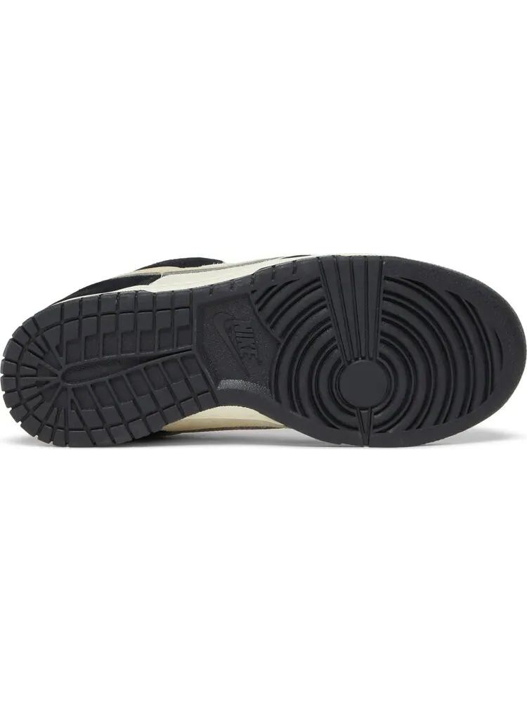 Кроссовки Wmns Dunk Low LX 'Black Suede' — изображение 4 из 4, синий