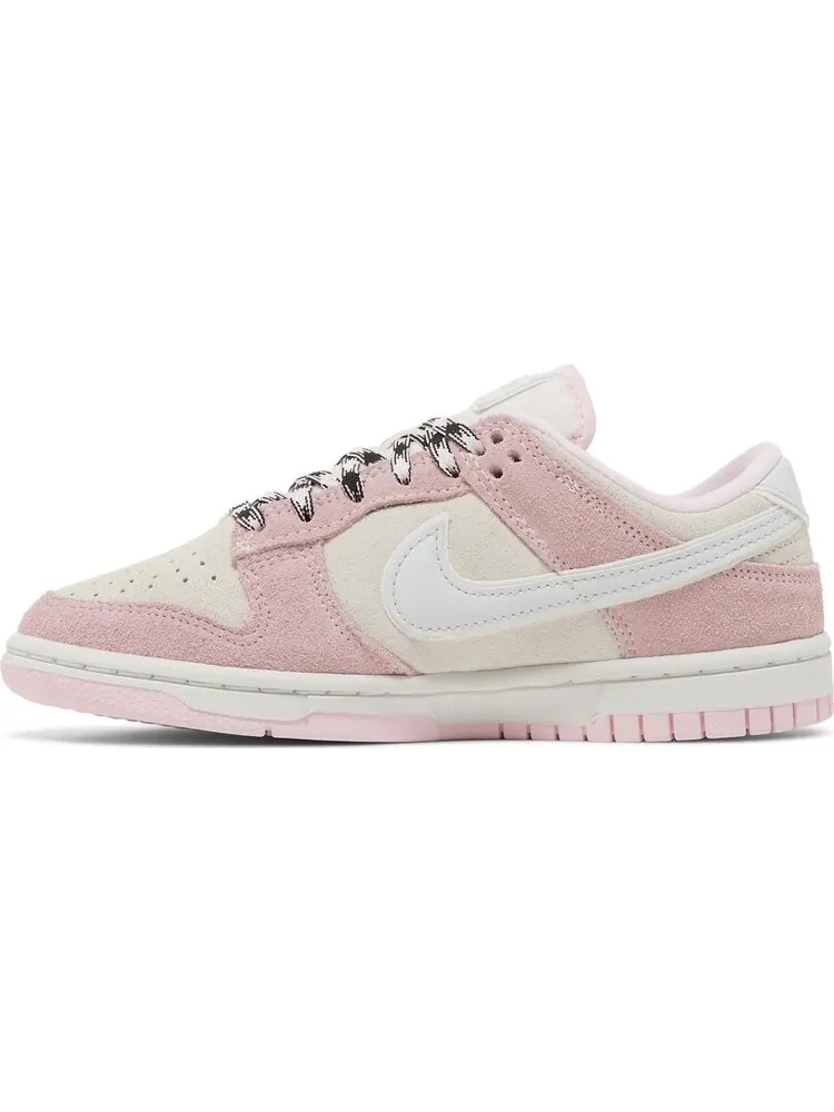 Кроссовки Wmns Dunk Low LX 'Pink Foam' — изображение 3 из 4, розовый