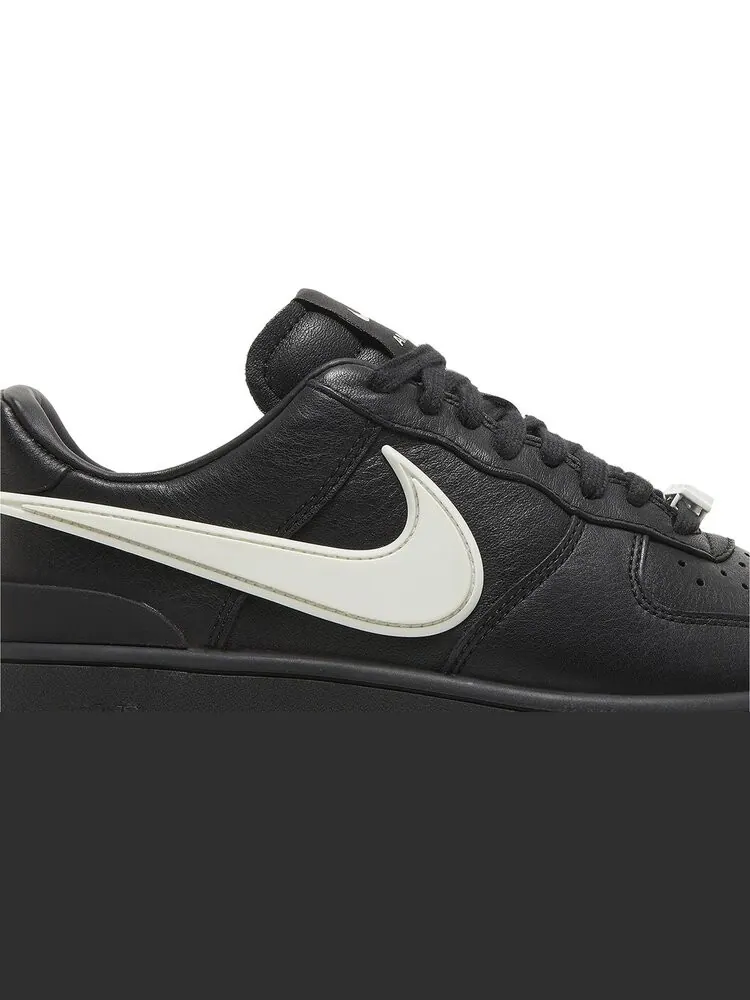 Кроссовки AMBUSH x Air Force 1 Low 'Black' — изображение 2 из 4, черный