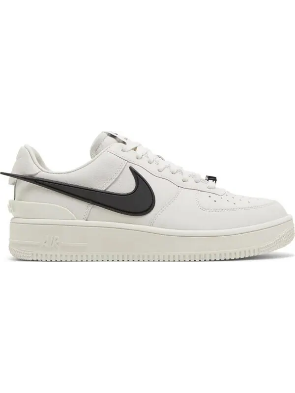 Кроссовки Nike Air Force 1 Low x AMBUSH — изображение 1 из 8, белый