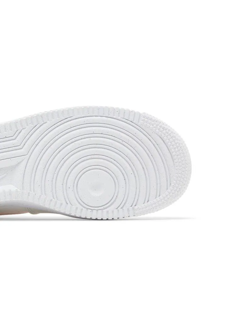 Кроссовки Nike Wmns Air Force 1 '07 SE Next Nature 'White Sea Coral' — изображение 6 из 9