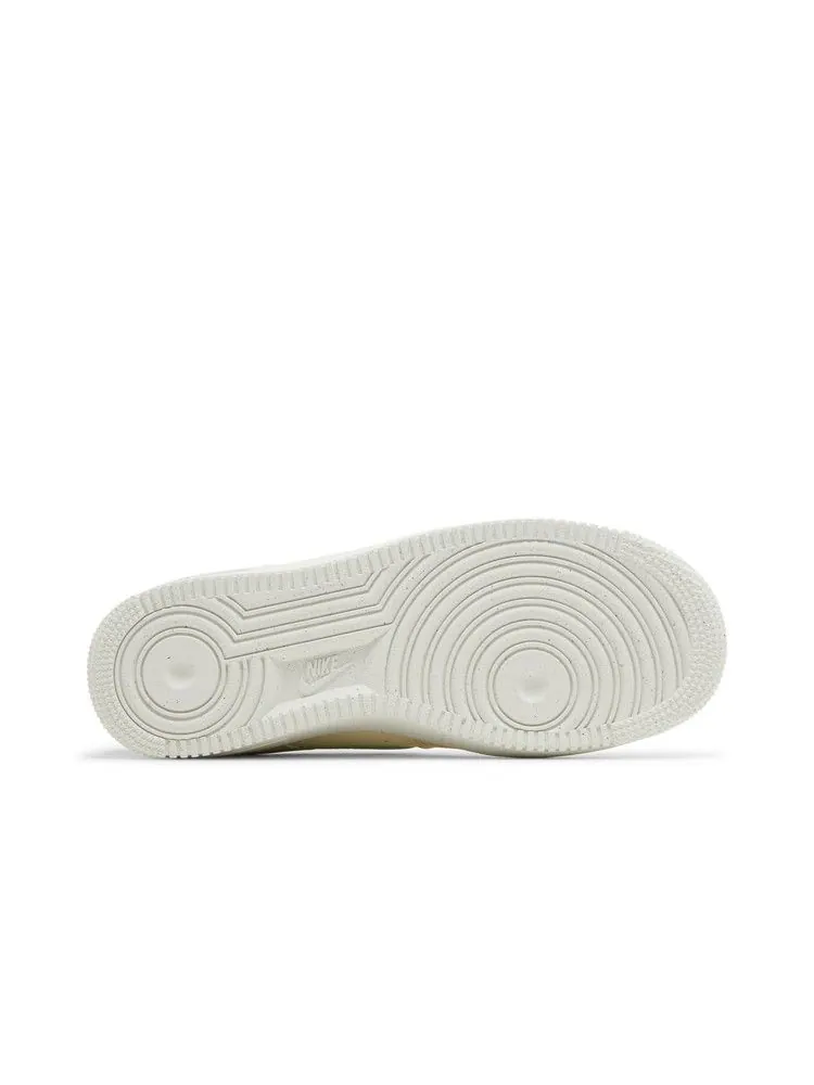 Кроссовки Nike Wmns Air Force 1 '07 SE Next Nature 'Coconut Milk Chlorophyll' — изображение 5 из 9, черный