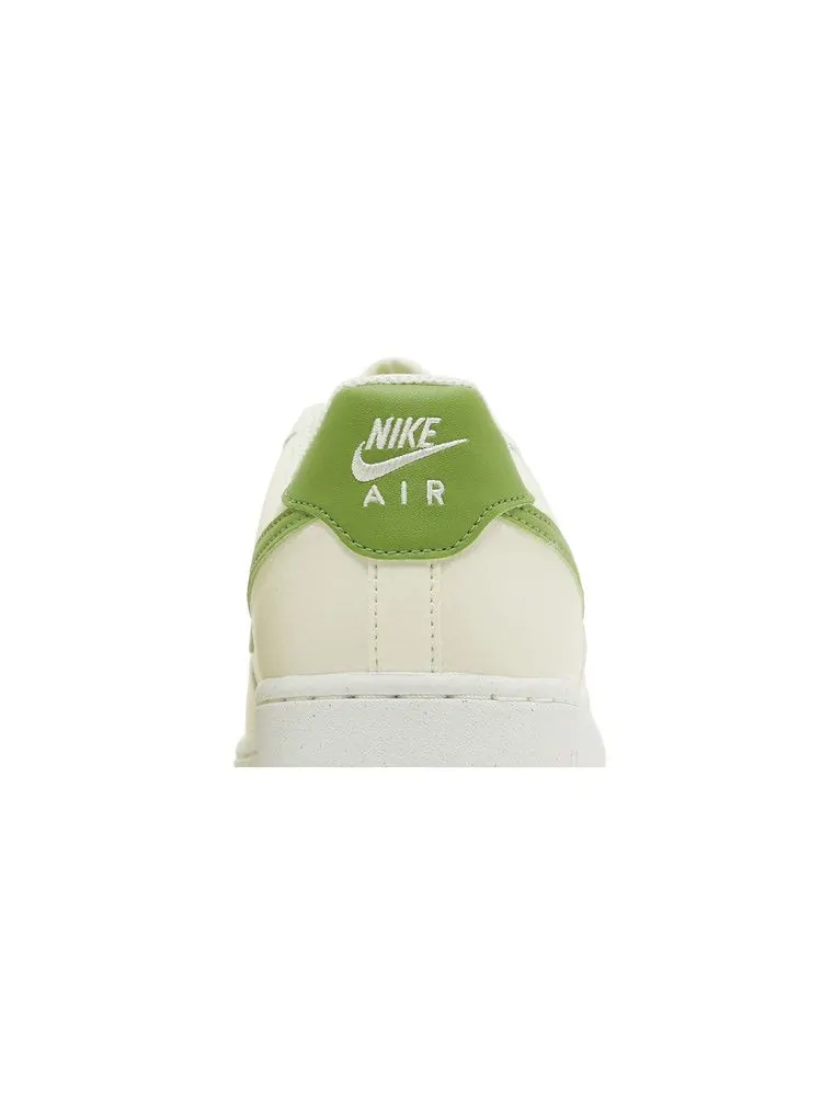 Кроссовки Nike Wmns Air Force 1 '07 SE Next Nature 'Coconut Milk Chlorophyll' — изображение 8 из 9, черный