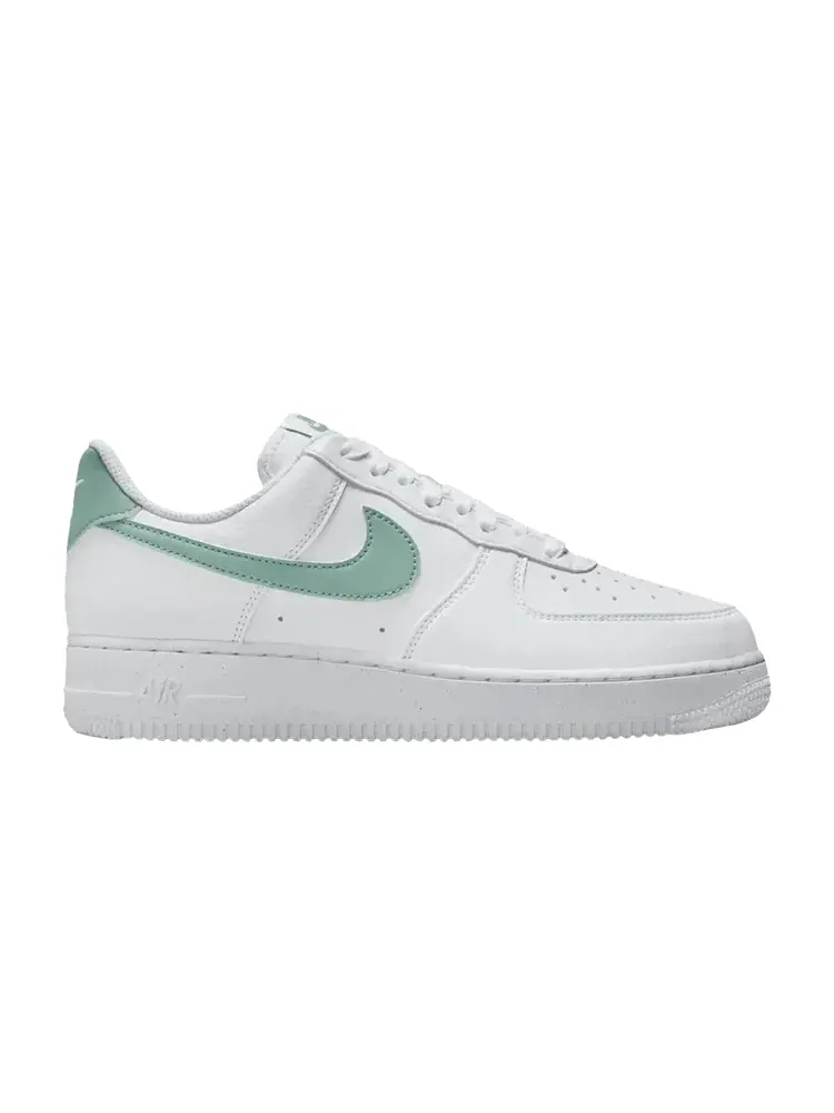 Кроссовки Nike Wmns Air Force 1, 07 Next Nature — изображение 1 из 1, белый