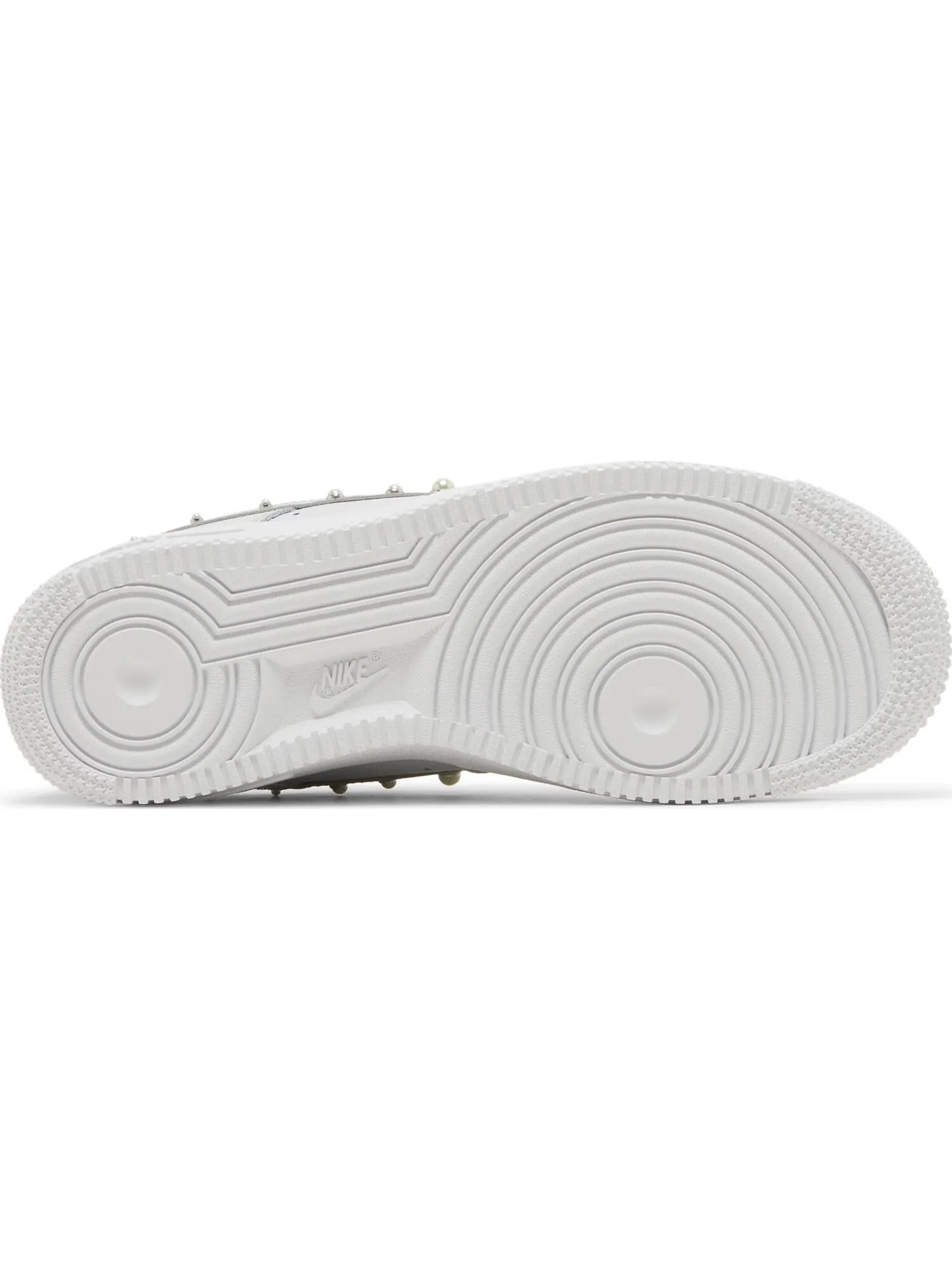 Кроссовки Nike Wmns Air Force 1 07 SE — изображение 3 из 5, белый