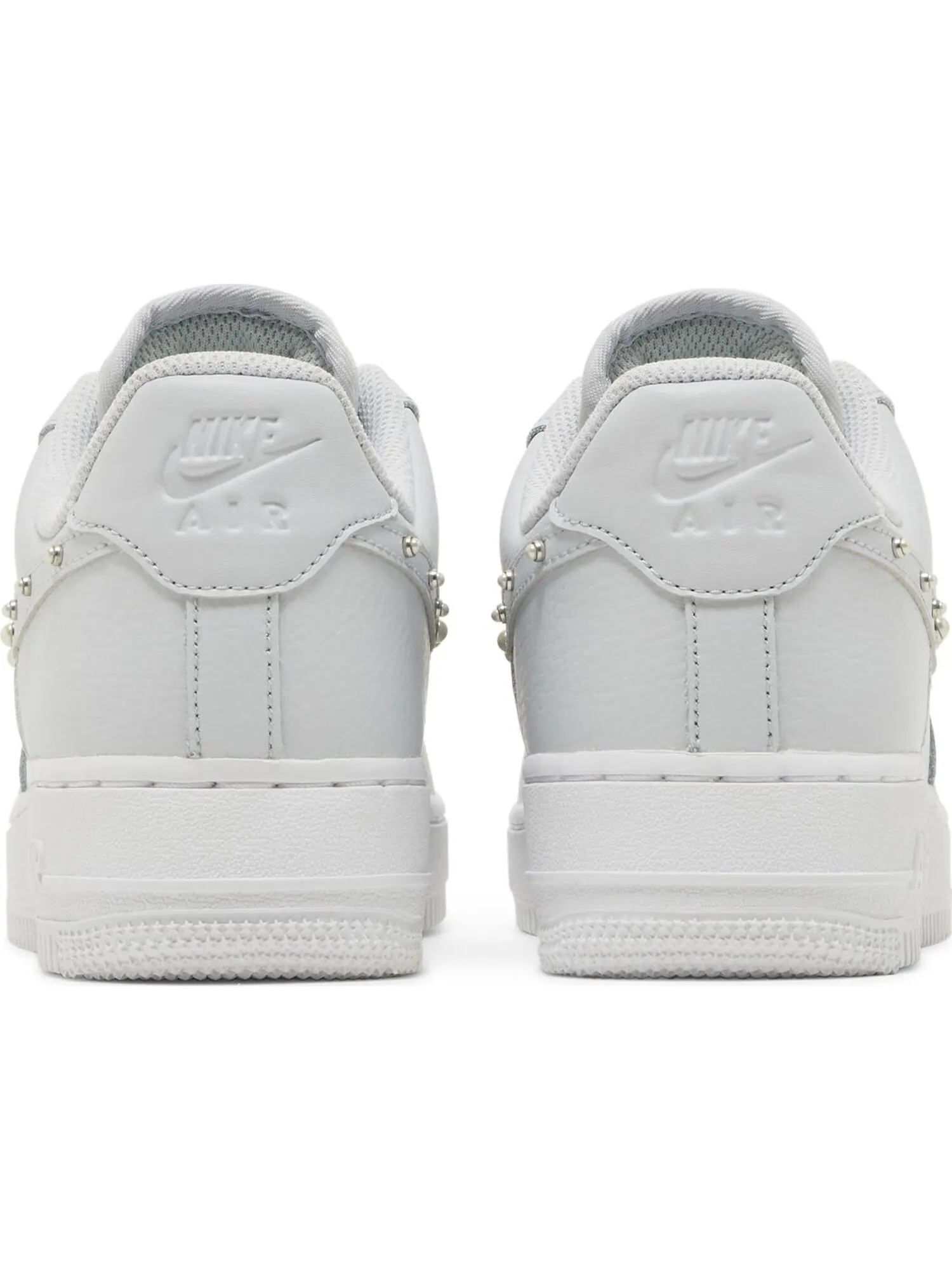 Кроссовки Nike Wmns Air Force 1 07 SE — изображение 4 из 5, белый