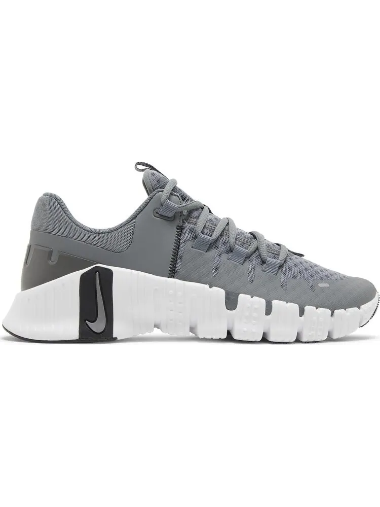 Кроссовки Free Metcon 5 'Smoke Grey' — изображение 1 из 4, серый
