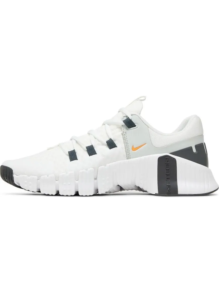 Кроссовки Free Metcon 5 'White Bright Mandarin' — изображение 3 из 4, белый