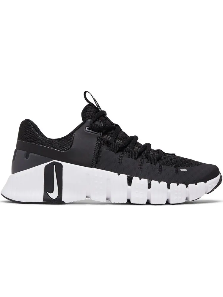 Кроссовки Wmns Free Metcon 5 'Black Anthracite' — изображение 1 из 4, черный