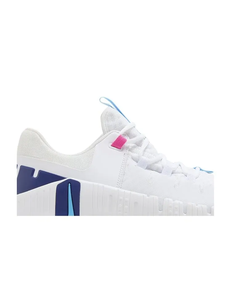 Кроссовки Nike Wmns Free Metcon 5 — изображение 2 из 4, белый