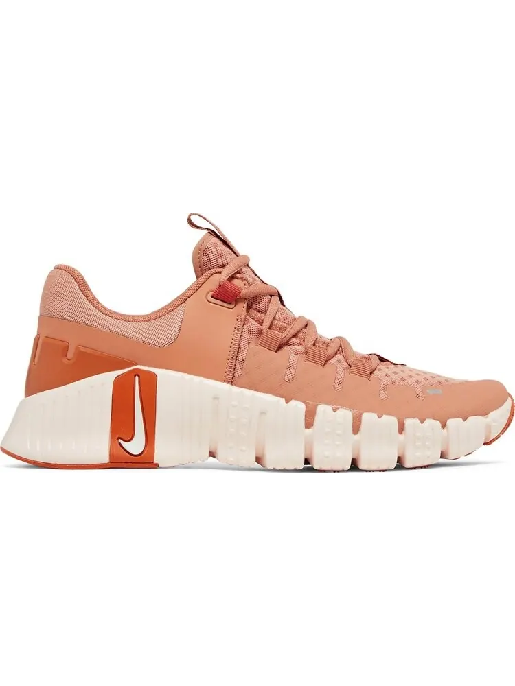 Кроссовки Wmns Free Metcon 5 'Amber Brown Campfire Orange' — изображение 1 из 4, коричневый