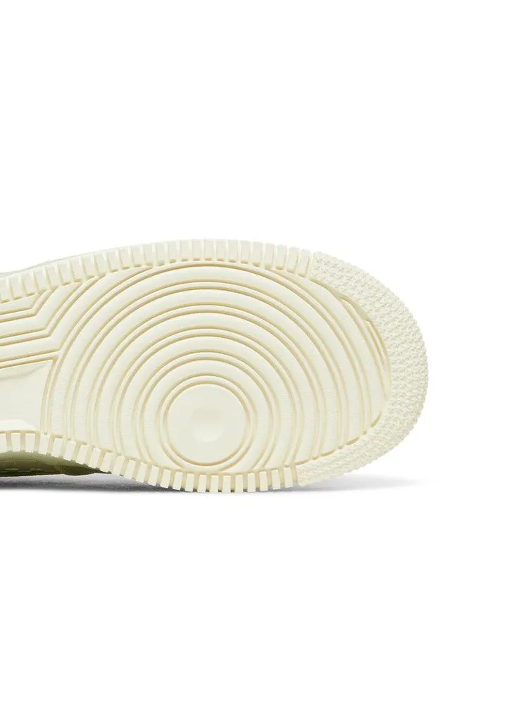 Кроссовки Nike Air Force 1 '07 Premium 'NAI-KE - Olive Aura' — изображение 6 из 9, оливковый/оливковый
