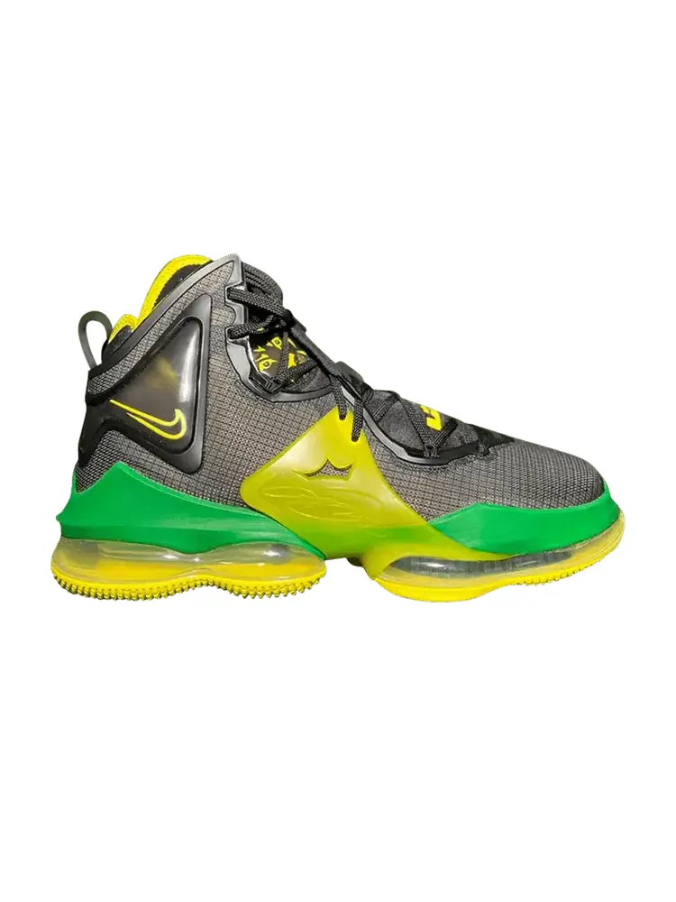 Кроссовки Nike LeBron 19 'Oregon Away' PE — изображение 1 из 1, черный/желтый