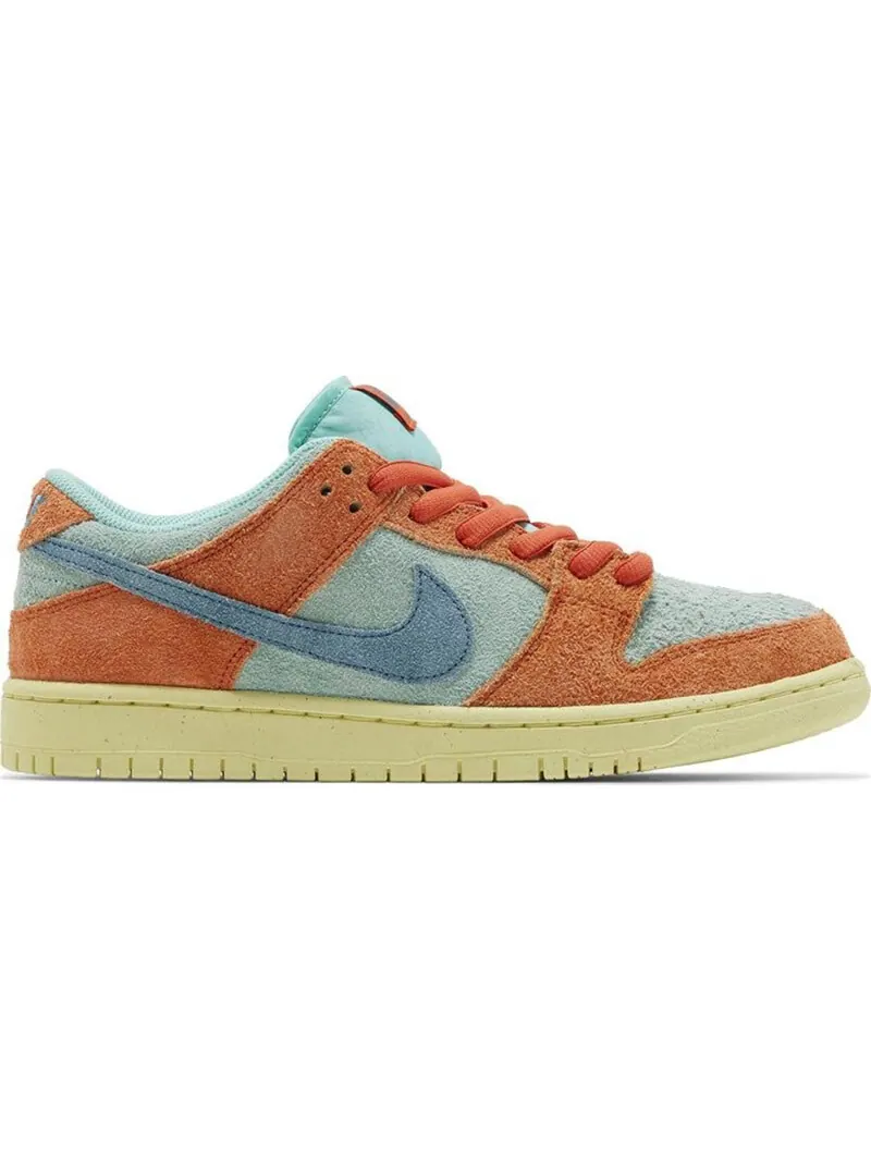 Кроссовки Nike Dunk Low SB 'Orange Emerald Rise' — изображение 1 из 4, оранжевый