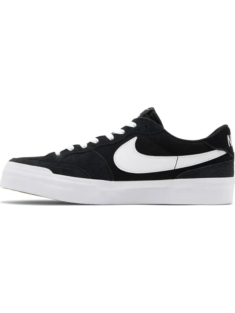 Кроссовки Zoom Pogo Plus SB 'Black White' — изображение 3 из 4, черный