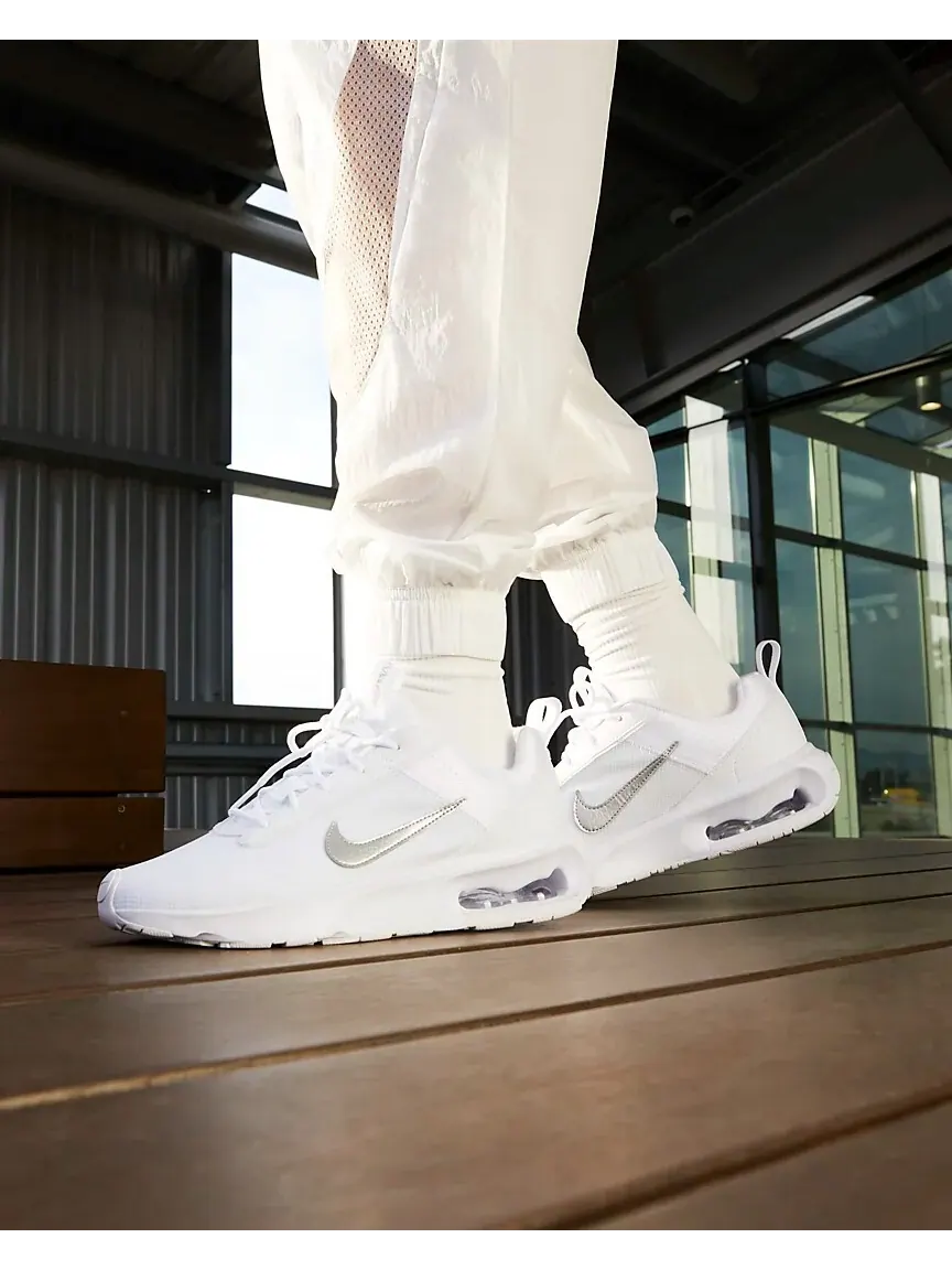 Кроссовки Nike Wmns Air Max Interlock Lite 'White Metallic Silver' — изображение 9 из 10, белый
