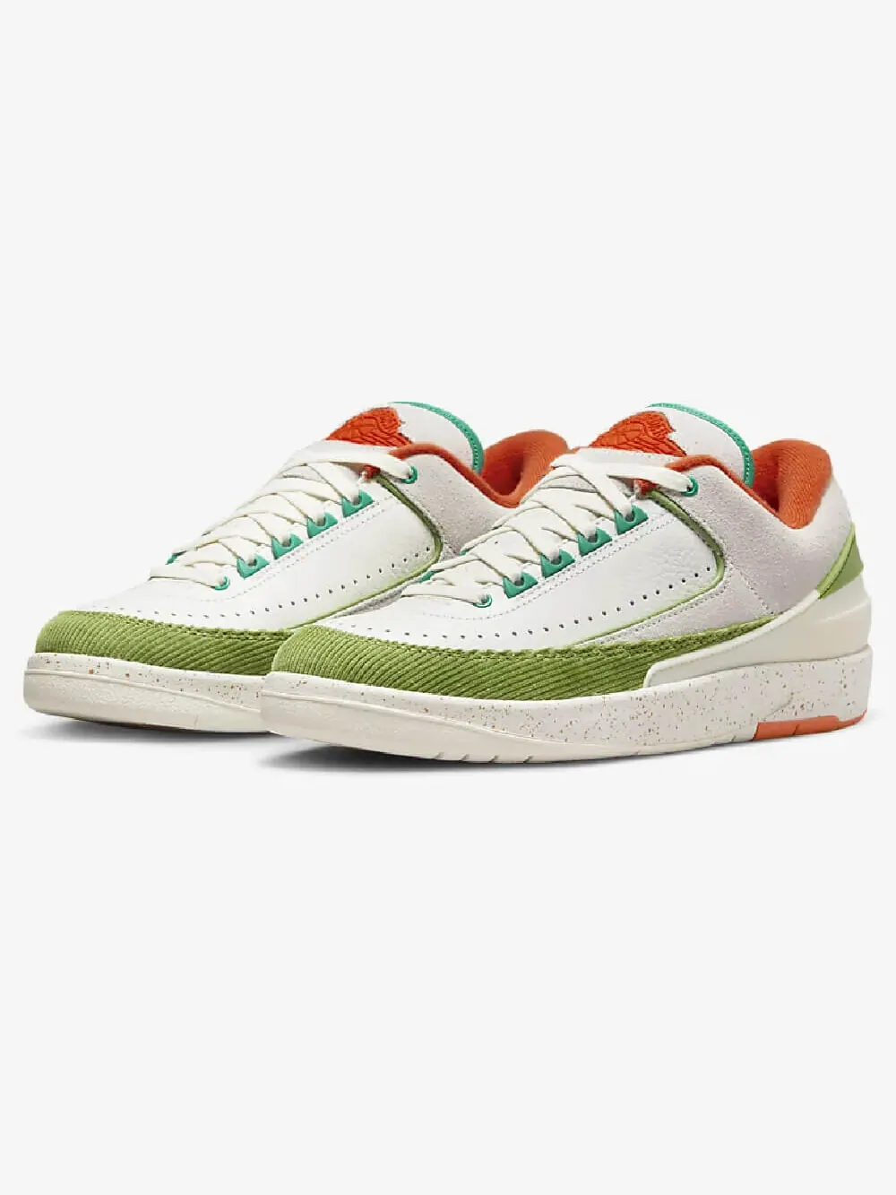 Кроссовки Nike Air Jordan 2 Retro Low Titan — изображение 2 из 8, серый/зеленый/оранжевый