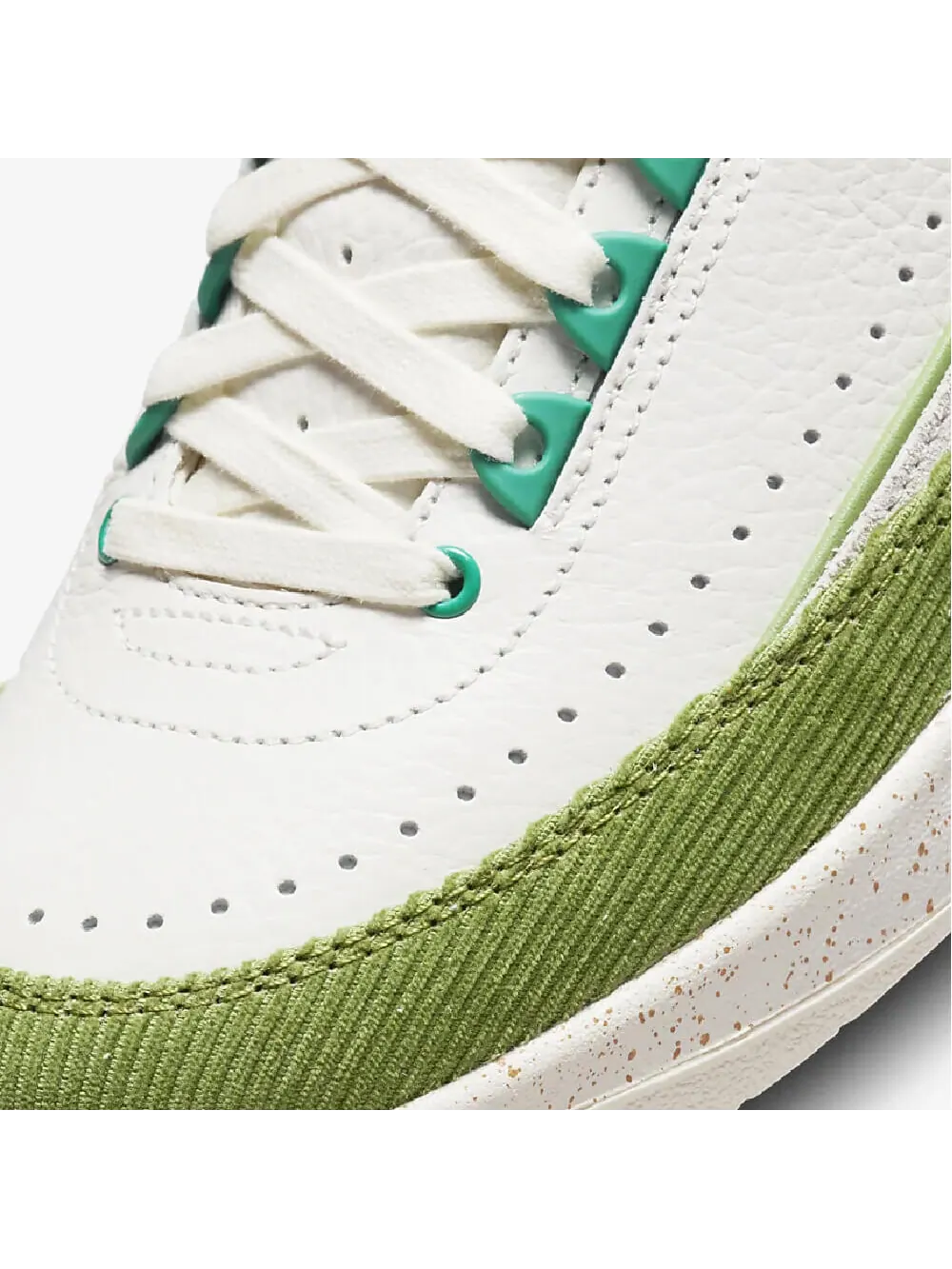 Кроссовки Nike Air Jordan 2 Retro Low Titan — изображение 7 из 8, серый/зеленый/оранжевый