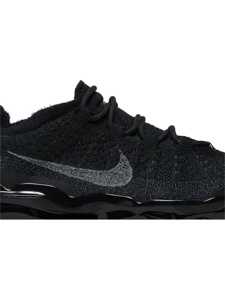 Кроссовки Wmns Air VaporMax 2023 Flyknit 'Black' — изображение 2 из 4, черный