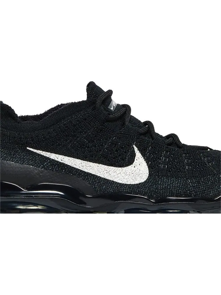 Кроссовки Wmns Air VaporMax 2023 Flyknit 'Black Sail' — изображение 2 из 4, черный