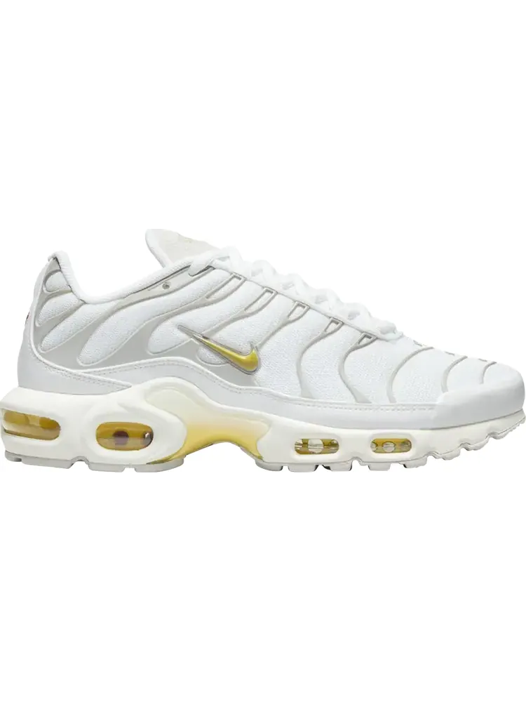 Кроссовки Nike Wmns Air Max Plus 'White Celery' — изображение 1 из 1, белый