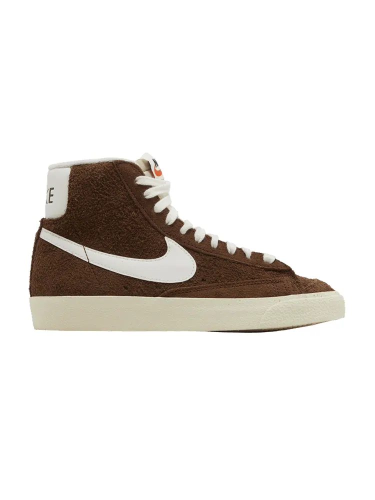Кроссовки Nike Wmns Blazer Mid '77 Vintage 'Cacao Wow' — изображение 1 из 9, черный