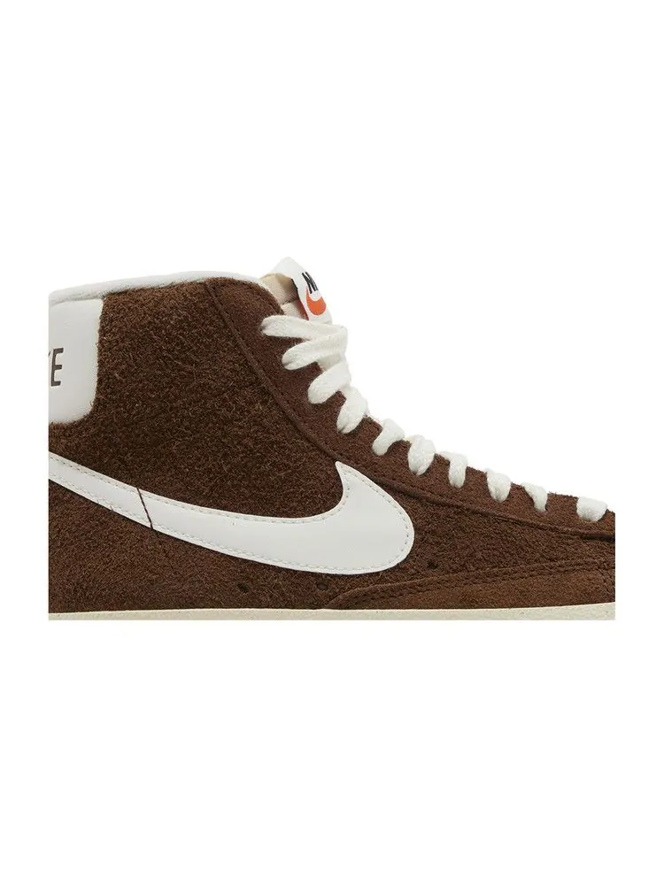 Кроссовки Nike Wmns Blazer Mid '77 Vintage 'Cacao Wow' — изображение 3 из 9, черный