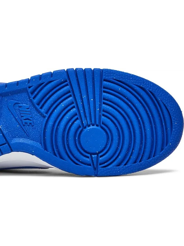 Кроссовки Nike Dunk Low GS 'Racer Blue' — изображение 5 из 8, синий