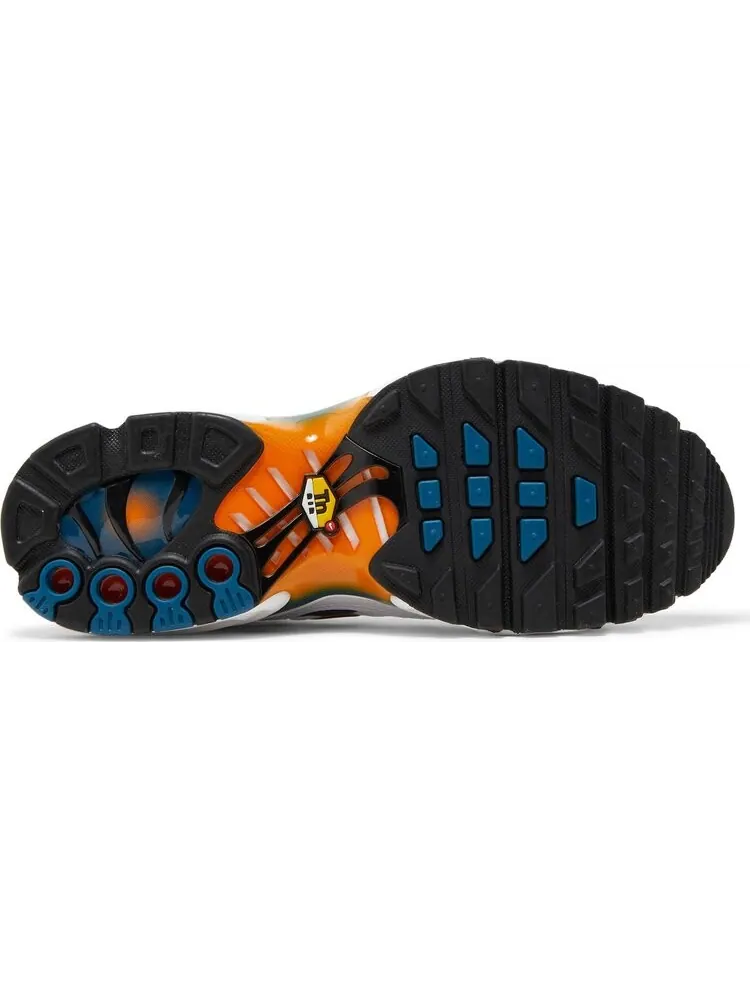 Кроссовки Nike Air Max Plus GS 'White Kumquat Marina' — изображение 4 из 8, белый