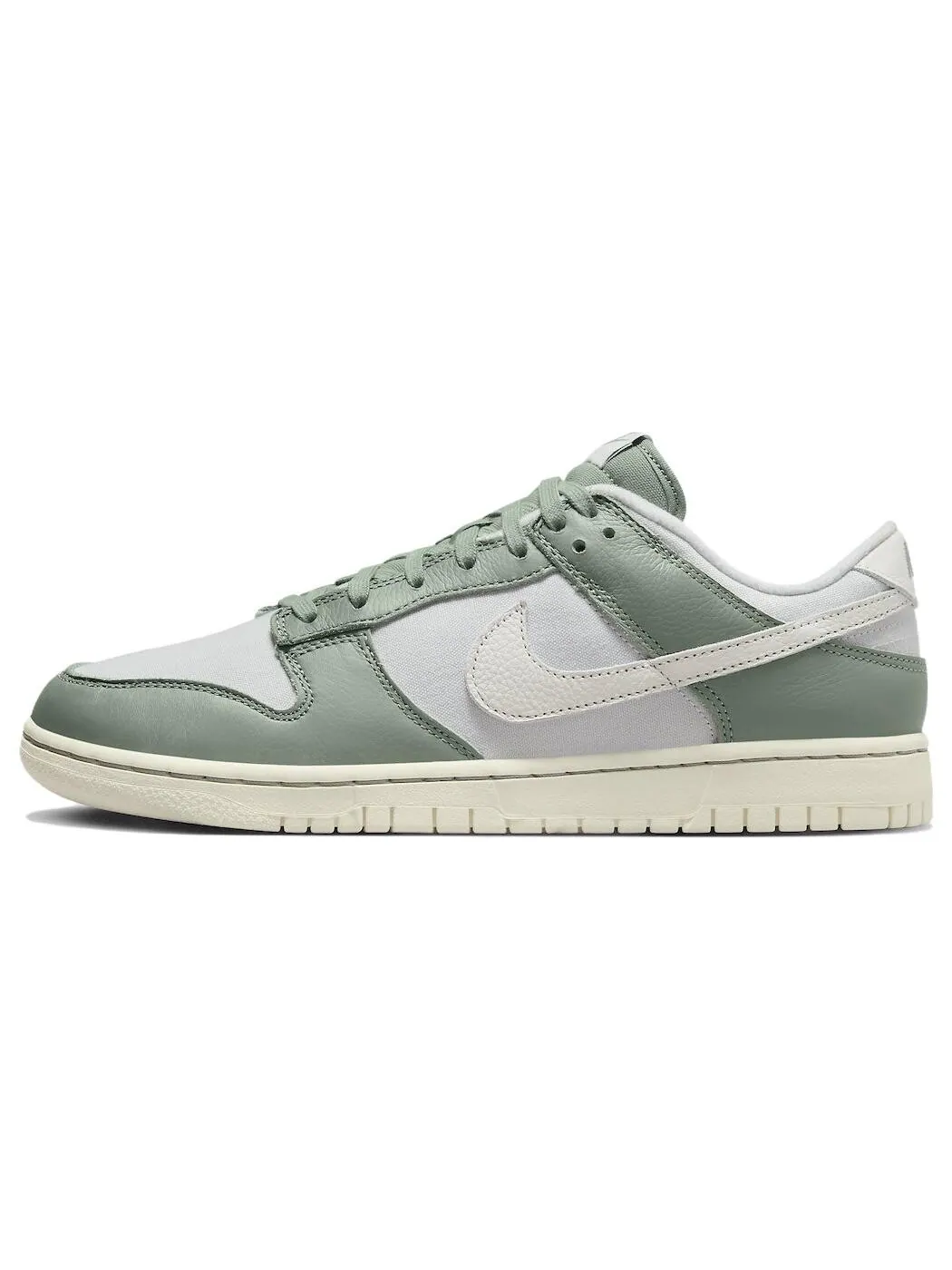 Кроссовки Nike Dunk Low Mica Green — изображение 1 из 5