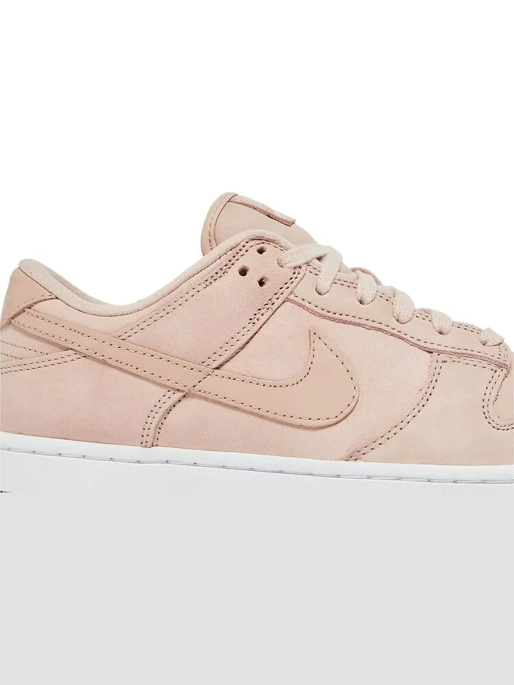 Кроссовки Wmns Dunk Low Premium 'Soft Pink' — изображение 2 из 4, розовый