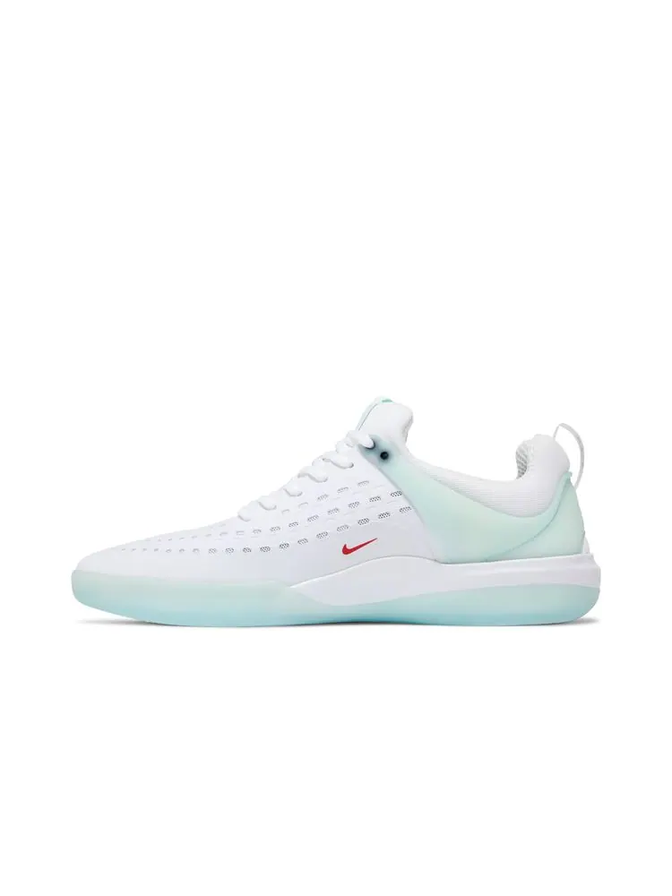 Кроссовки Zoom Nyjah 3 SB 'Skylight University Red' — изображение 3 из 8, красный