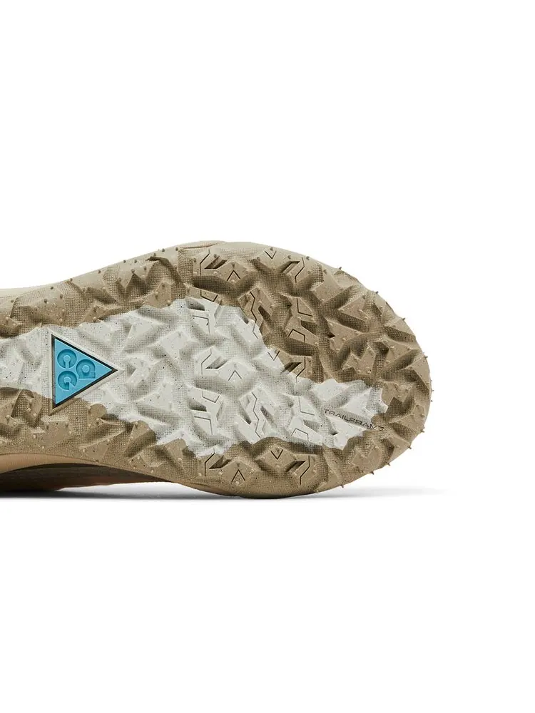 Кроссовки ACG Mountain Fly 2 Low 'Light Orewood Brown' — изображение 5 из 8, светлый коричневый