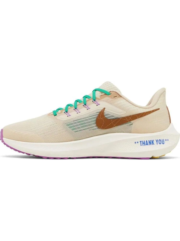 Кроссовки Air Zoom Pegasus 39 Premium 'Moving Company' — изображение 3 из 4, бежевый