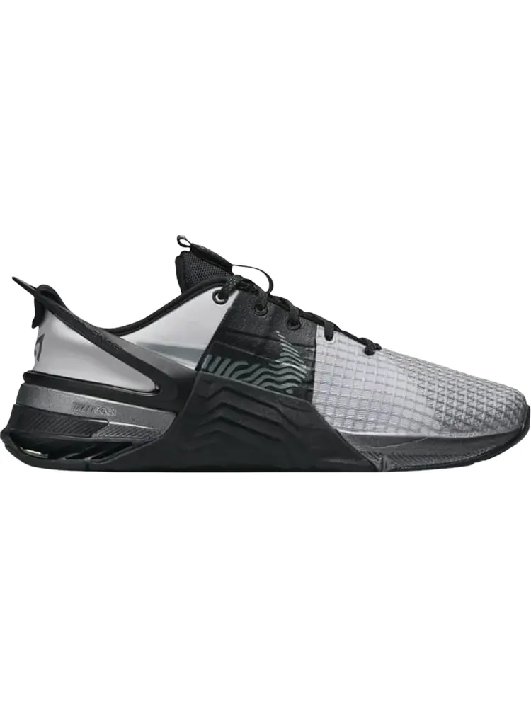 Кроссовки Nike Wmns Metcon 8 FlyEase Premium 'White Black Silver' — изображение 1 из 1, белый