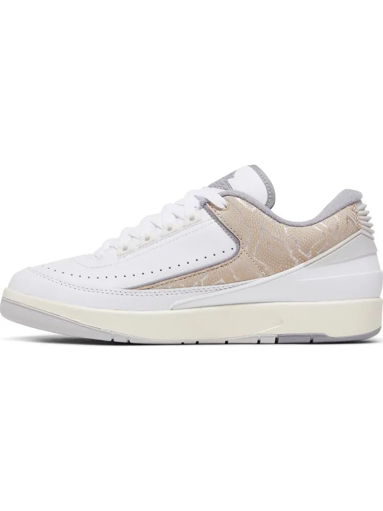 Кроссовки Air Jordan 2 Retro Low 'Python' — изображение 3 из 4, белый
