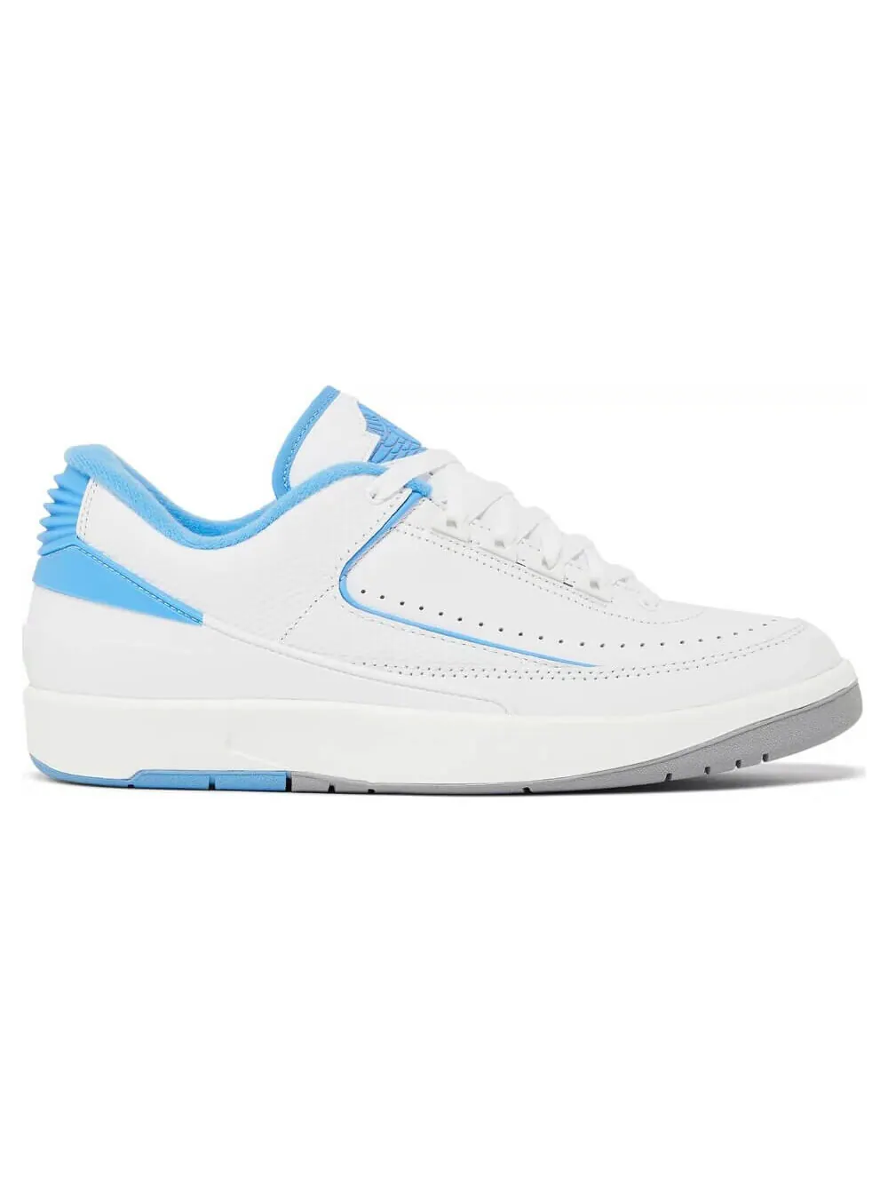 Кроссовки Nike Air Jordan 2 Retro Low UNC — изображение 1 из 8, голубой/белый