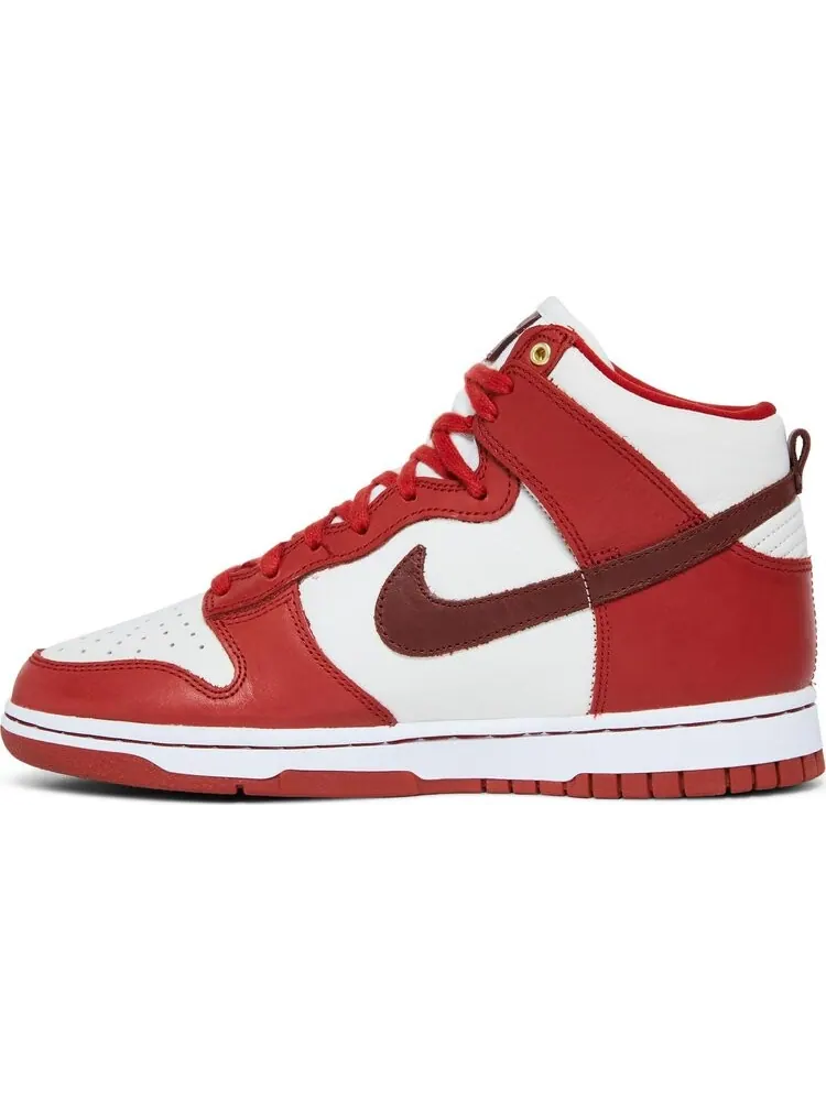 Кроссовки Nike Wmns Dunk High LXX 'Cinnabar' — изображение 3 из 8, красный