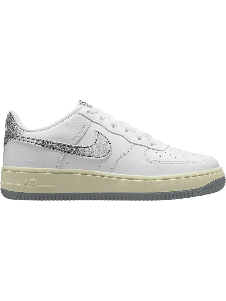 Кроссовки Air Force 1 LV8 3 GS '50 Years of Hip-Hop' — изображение 1 из 1, белый