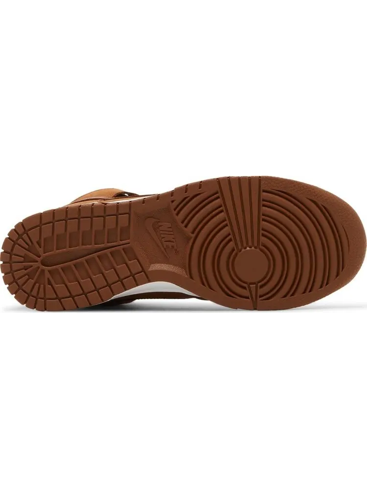 Кроссовки Nike Wmns Dunk High Premium 'Pecan' — изображение 4 из 8, коричневый