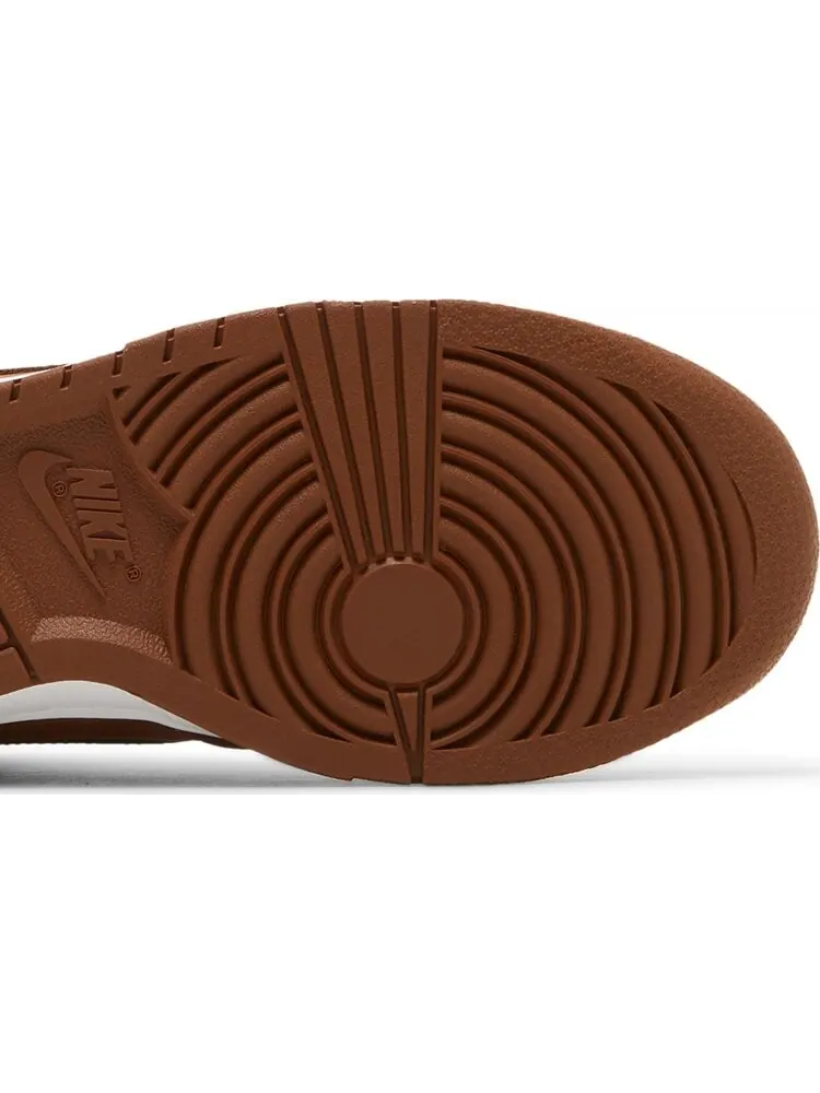 Кроссовки Nike Wmns Dunk High Premium 'Pecan' — изображение 5 из 8, коричневый