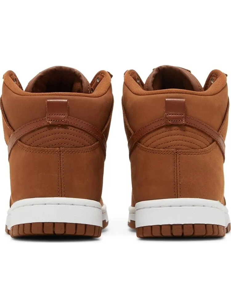 Кроссовки Nike Wmns Dunk High Premium 'Pecan' — изображение 6 из 8, коричневый