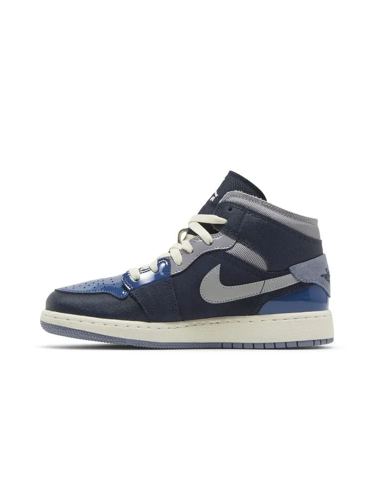 Кроссовки Air Jordan Air Jordan 1 Mid SE Craft GS 'Inside Out - Obsidian' — изображение 4 из 9, синий//белый