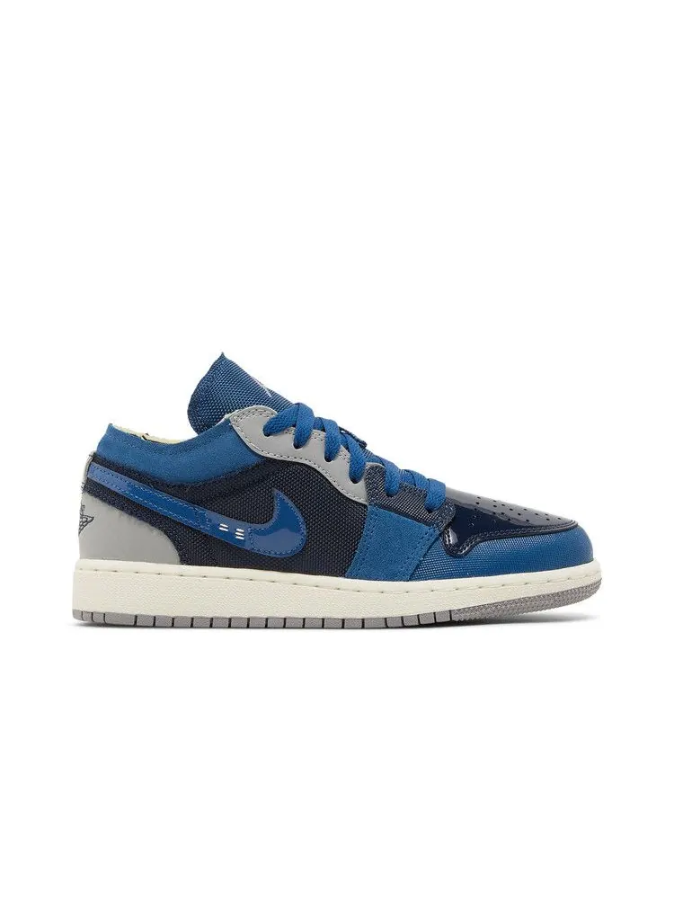 Кроссовки Air Jordan Air Jordan 1 Low SE Craft GS 'Inside Out - Obsidian' — изображение 2 из 9, синий
