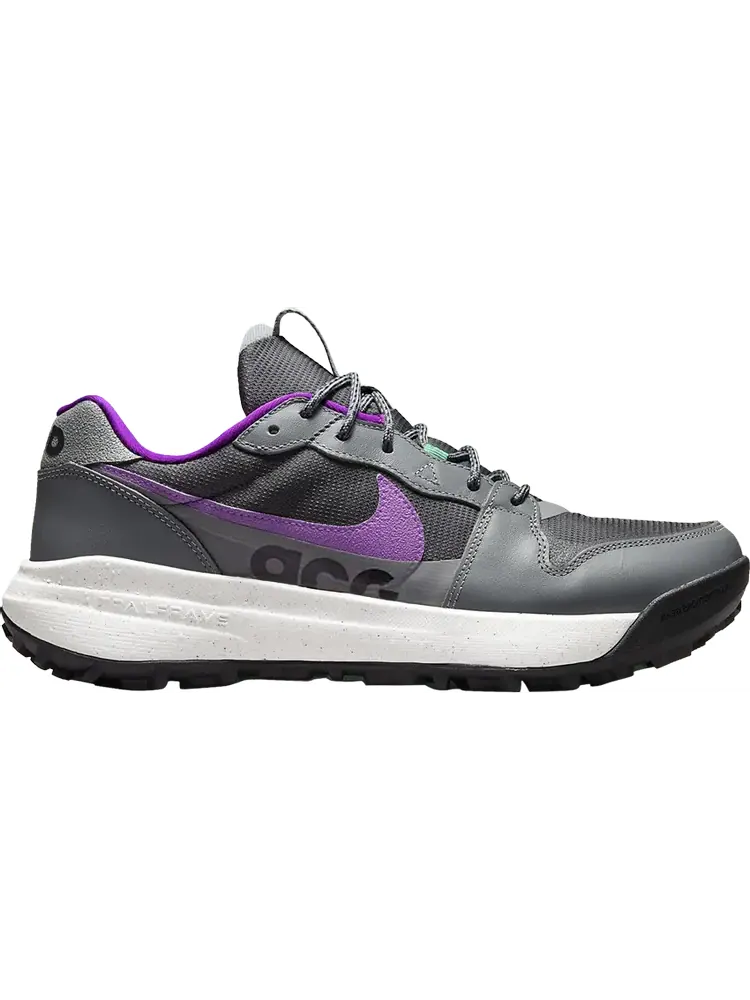 Кроссовки Nike ACG Lowcate 'Smoke Grey Vivid Purple' — изображение 1 из 1, серый
