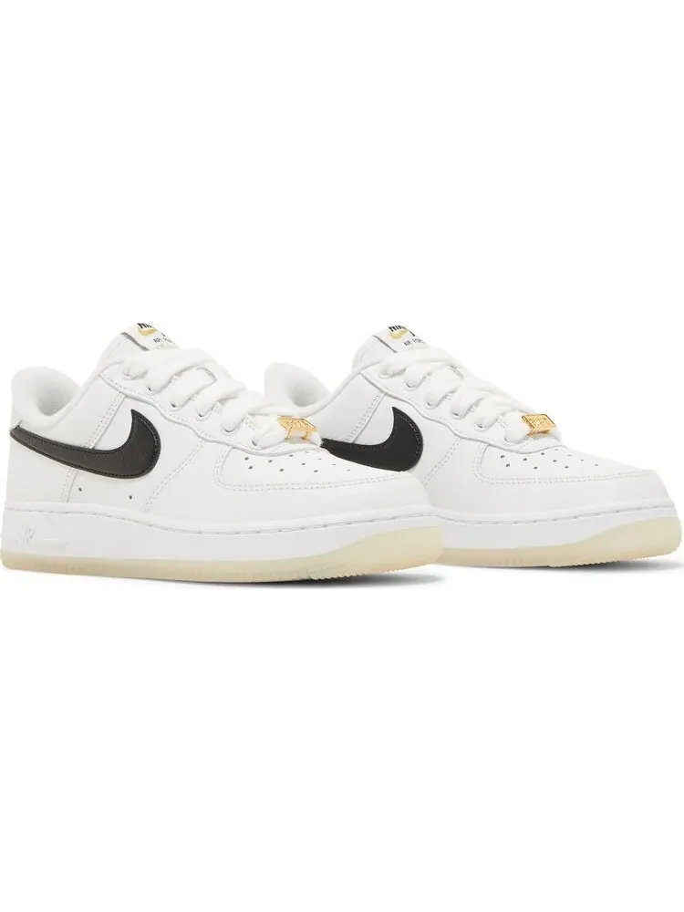 Кроссовки Nike Wmns Air Force 1 '07 'Bronx Origins' — изображение 8 из 8, белый
